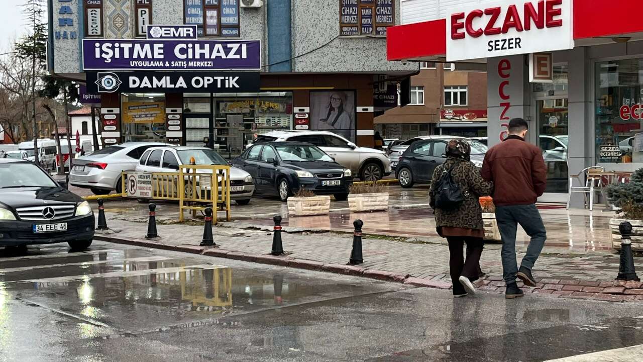 Konya bereketle coşuyor! Yağışlar kenti sardı, yarın kar da var 9